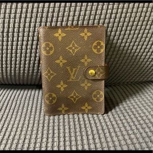 Louis Vuitton Agenda PM